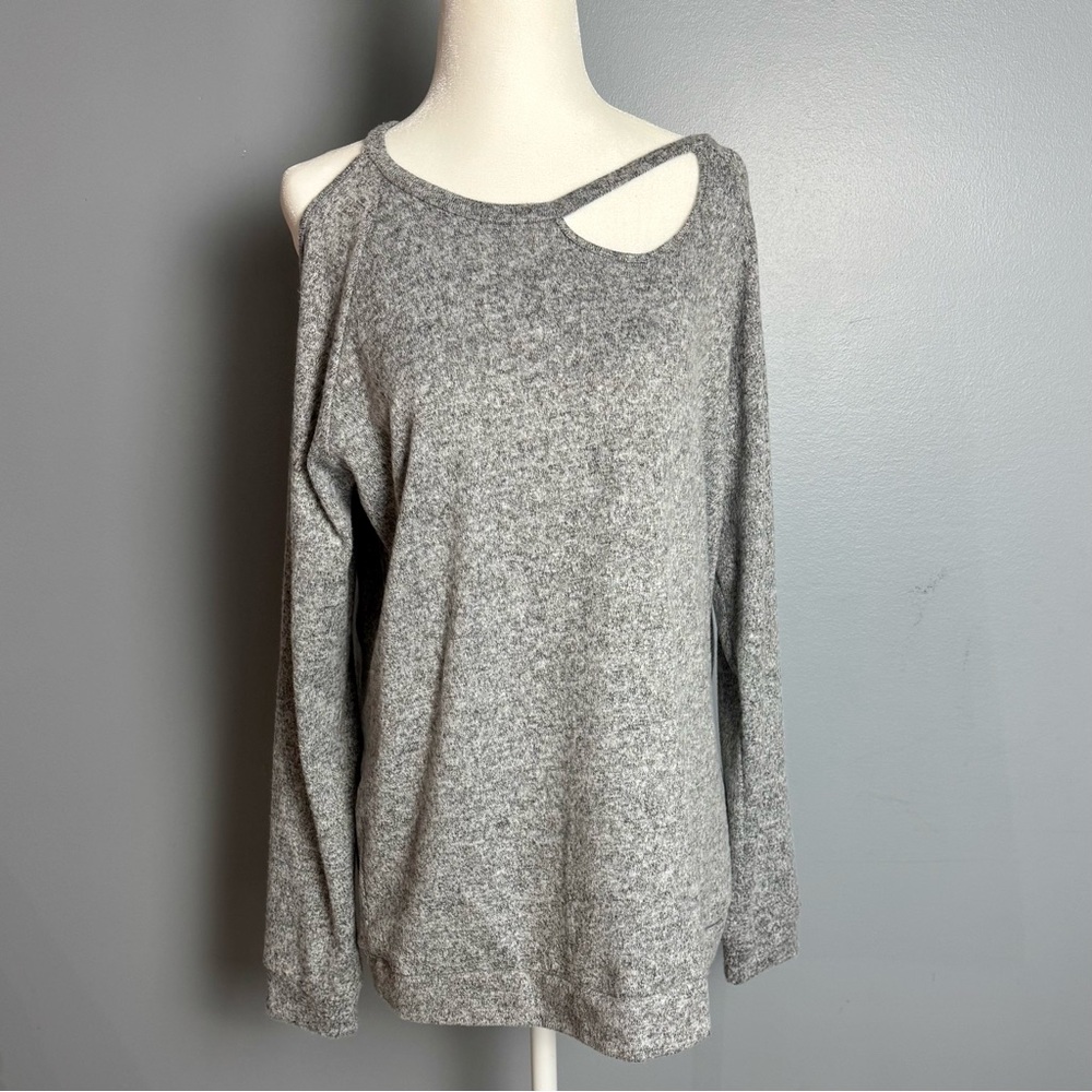 Elegant Off-the-Shoulder Gray Shirt
